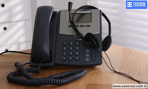 Landline vs. VoIP: What’s Best for Homes and Small Businesses in 2025?